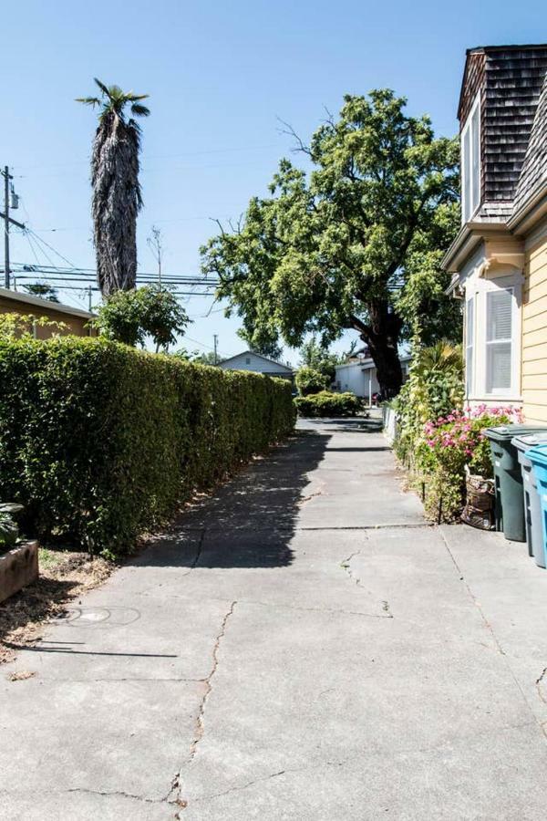 West End Neighborhood Cottage Santa Rosa Exterior photo